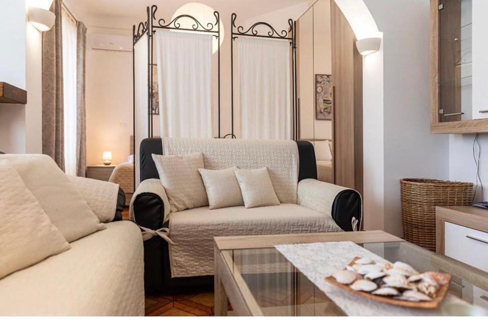 Casa De Lidzia2 Apartment Cisternino Bagian luar foto